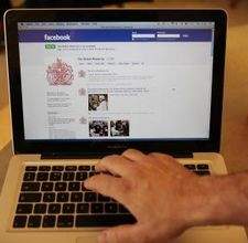  Cara Memblokir Seseorang Di Facebook